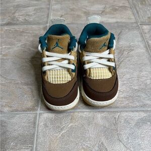 Air Jordan 4 Retro Cacow Wow TD Shoe Size 5c Brown FB2215-200 Preowned